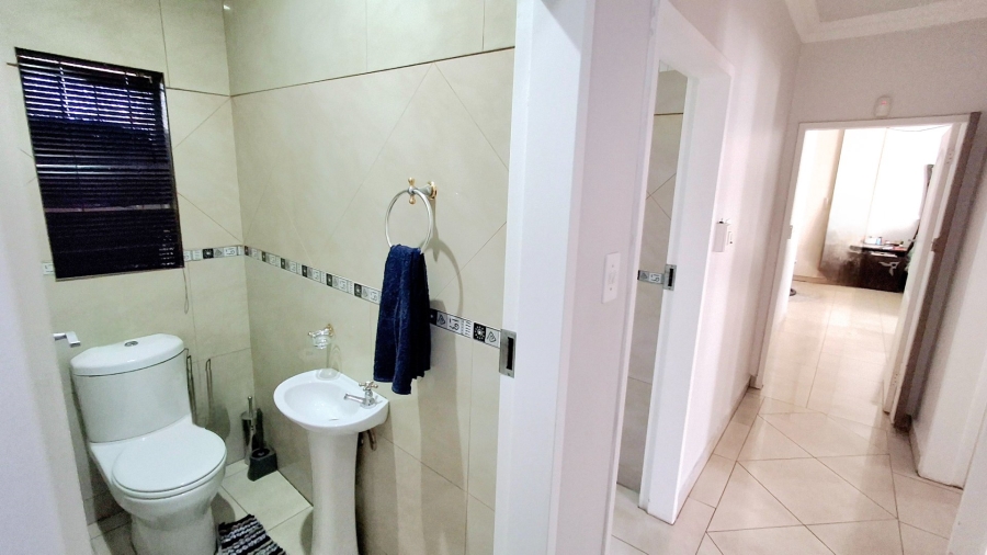 4 Bedroom Property for Sale in Vaalpark Free State